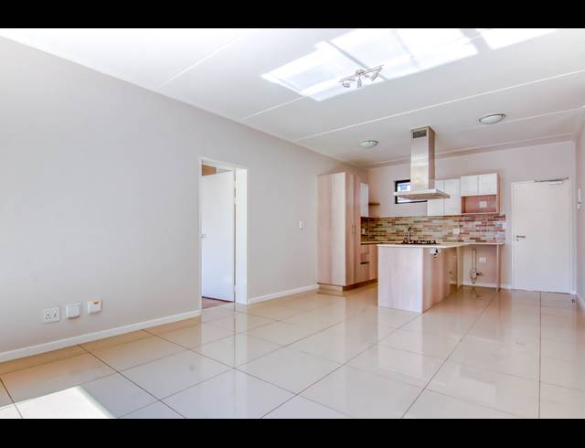 2 BEDROOM APARTMENT RENTED IN BRYANSTON